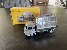 Dinky Toys Miroitier Simca « Cargo »